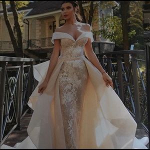 Gorgeous two-piece gown